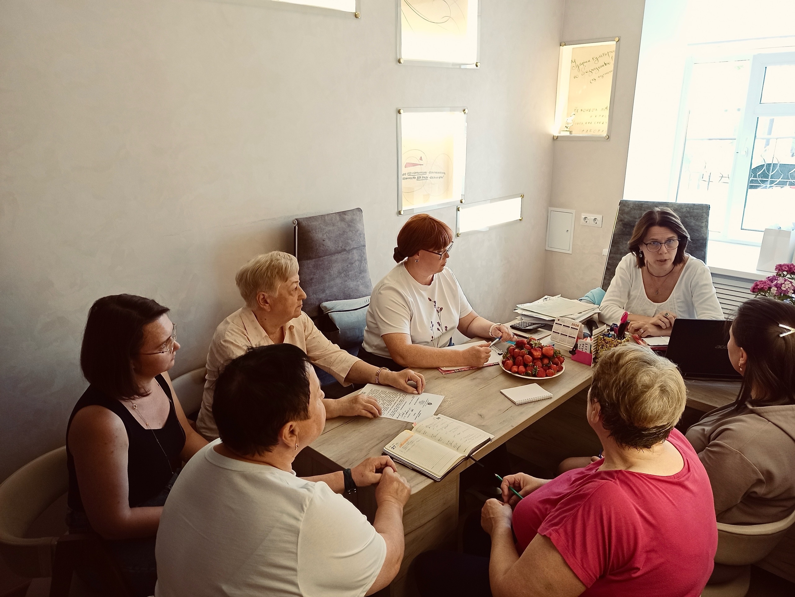 В Областном доме работников искусств состоялось плановое заседание в формате «Разговоров о важном»!
